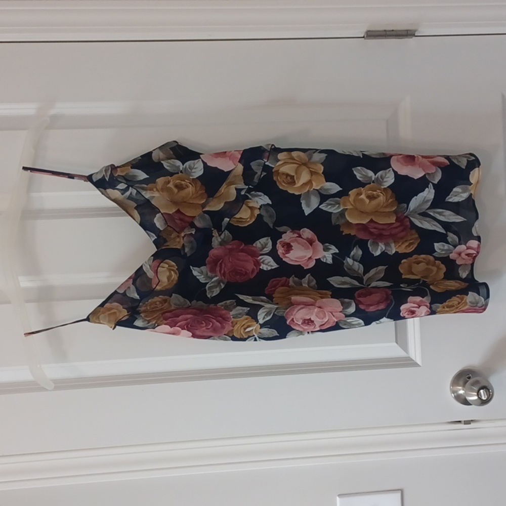 VICTORIA'S SECRET FLORAL SEXY NIGHTIE